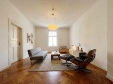 Zimmer 1 / Wohnzimmer (KI -Staging)