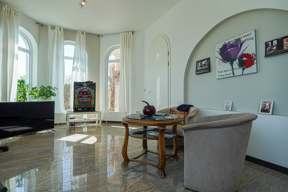 EG Hauptwohnung Schlafzimmer (2)