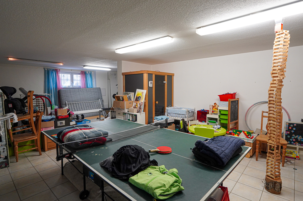 KG Hauptwohnung riesen Hobbyraum (2)