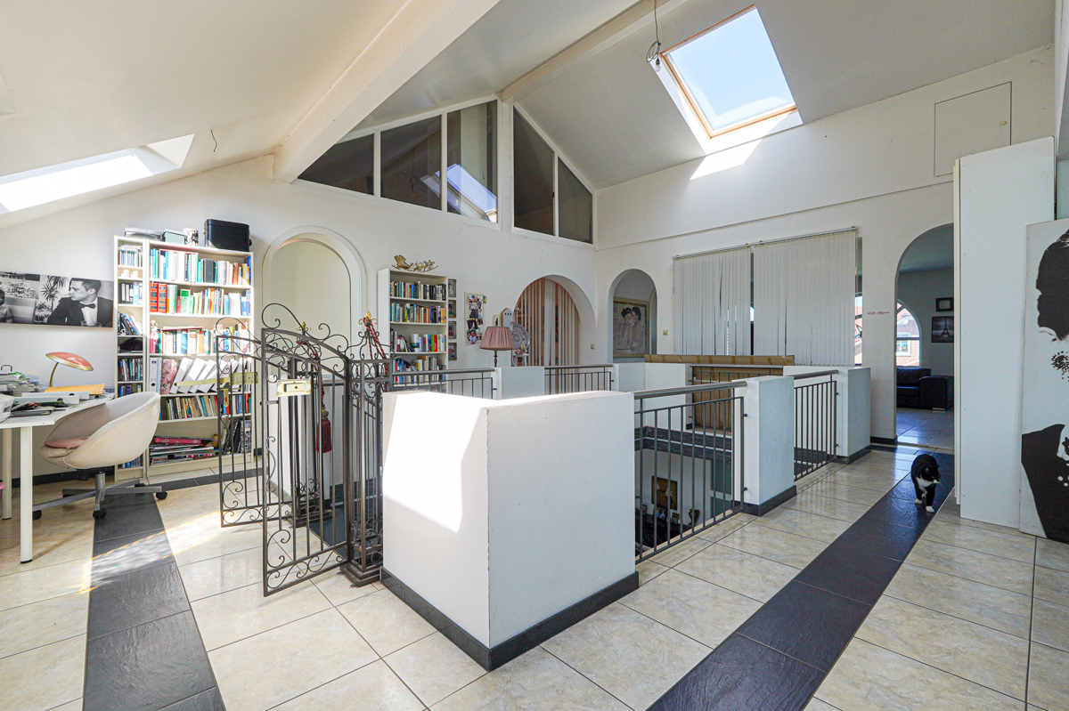 OG Hauptwohnung Flur