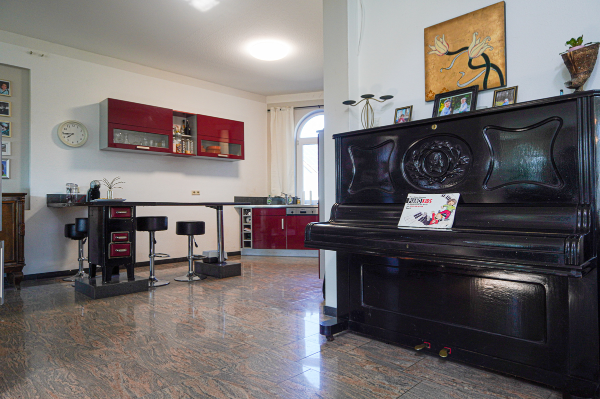 EG Hauptwohnung Wohnbereich mit Küche