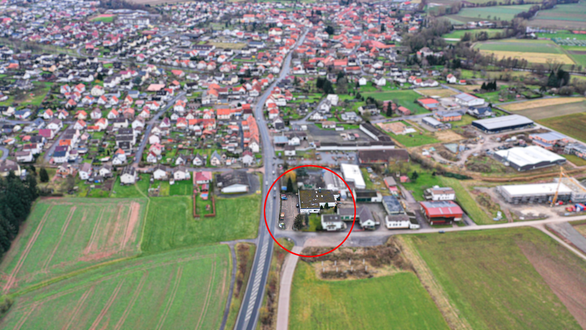 Drohne Nordansicht-Weit