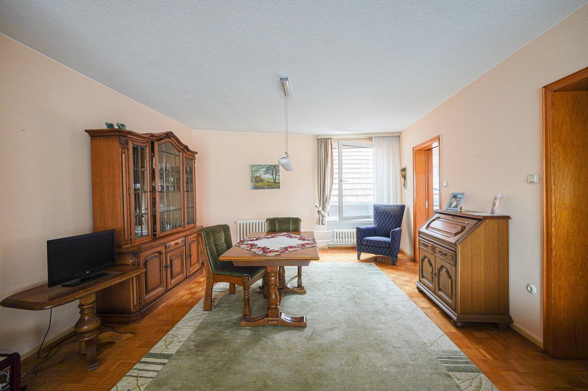 OG - Wohn- und Esszimmer