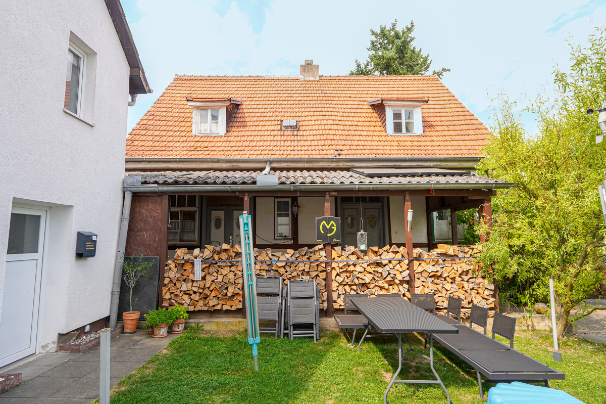 Vorderansicht Ein- bis Zeifamilienhaus