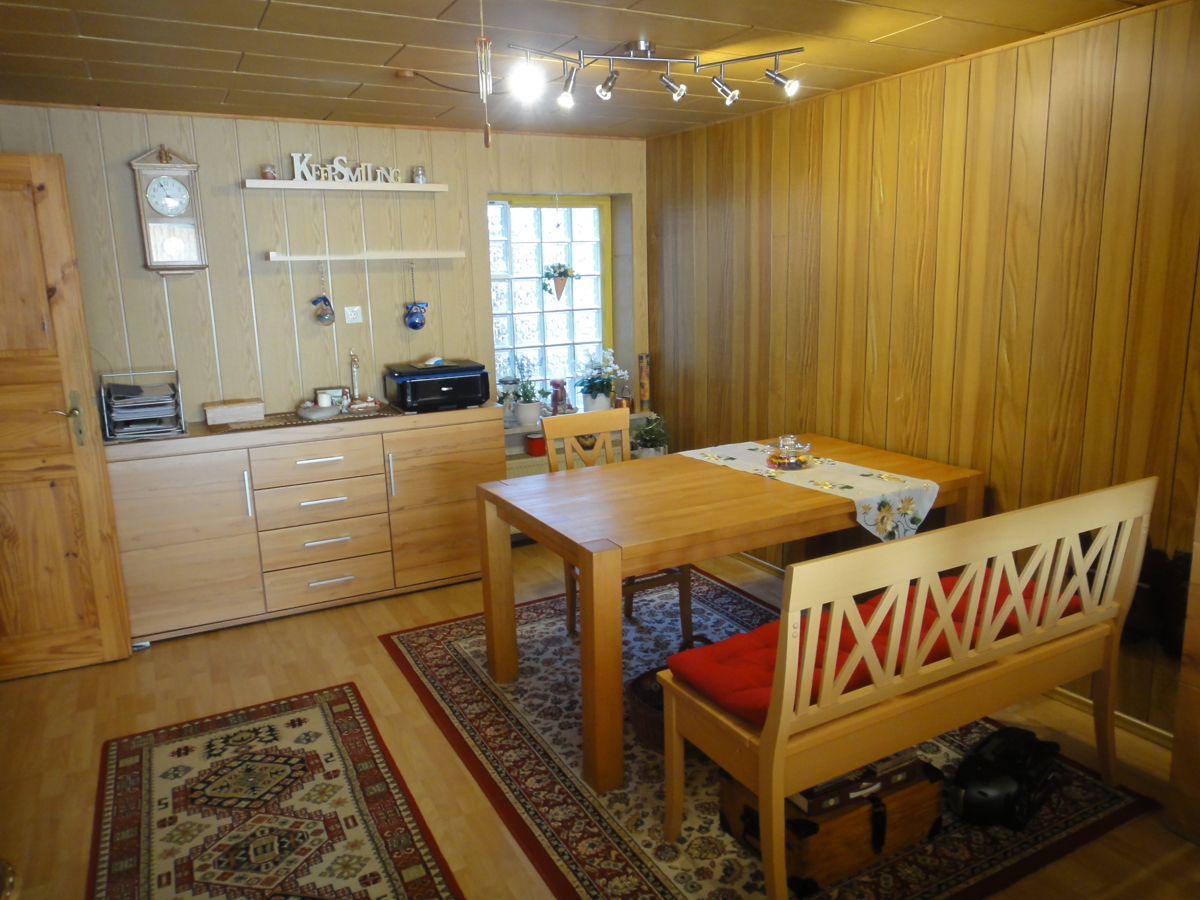 EG Wohnzimmertisch 3