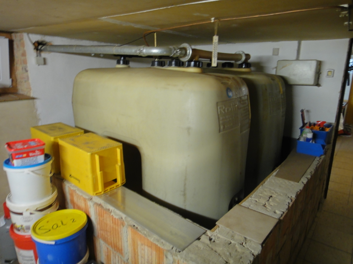 KG Öltanks 2  1.500 Liter (2)