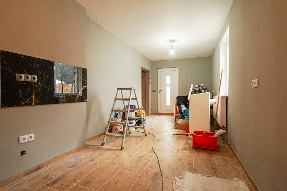 Einliegerwohnung Eingang mit Küche