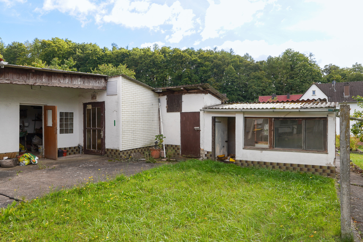 Nebengebäude hinterm Haus