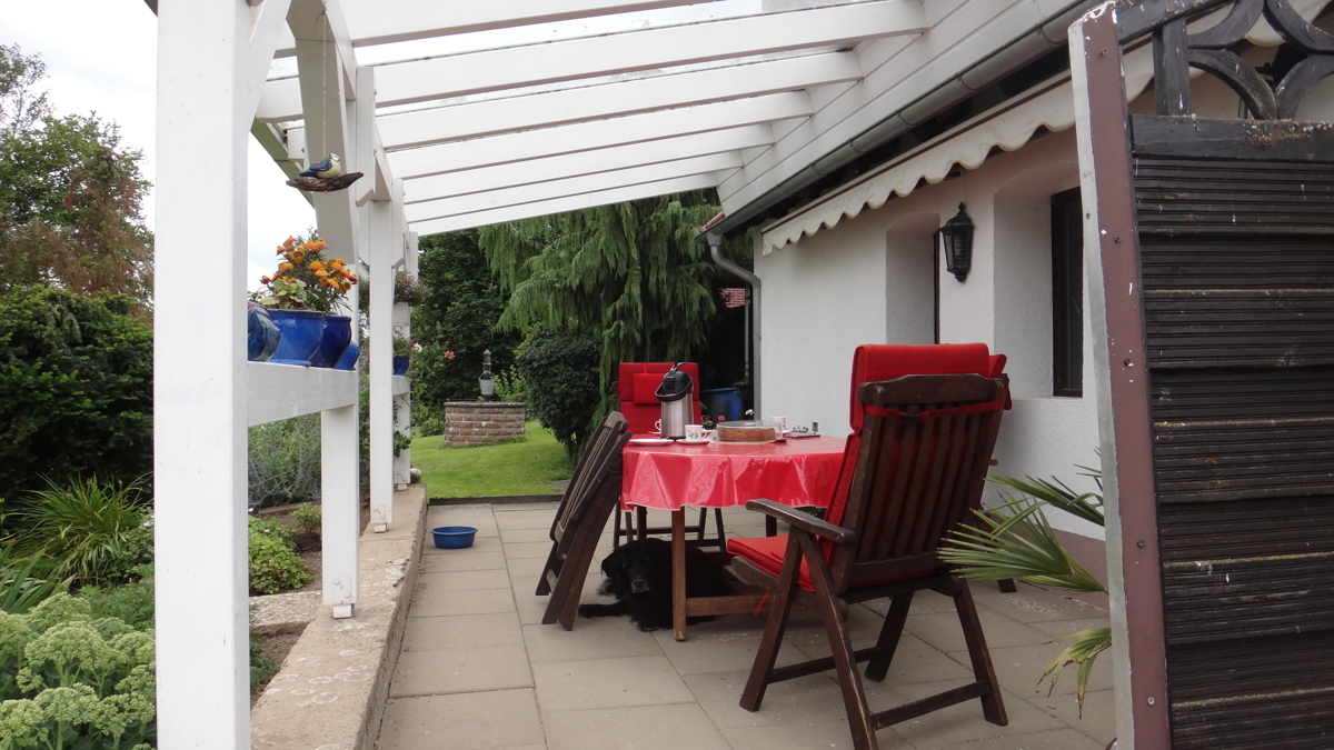 A Südseite des Gästehauses Terrasse