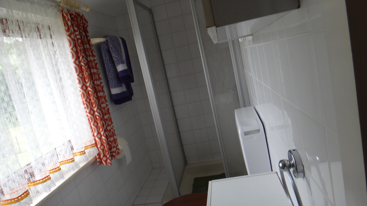 0 EG Gästehaus Bad im EG