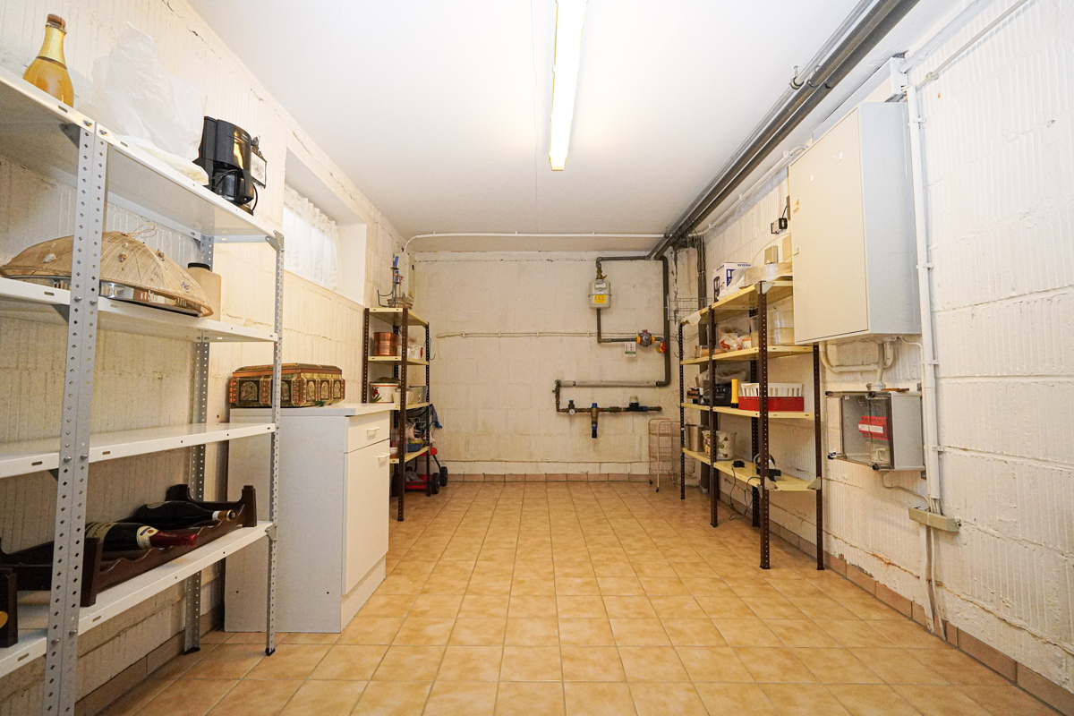 KG Kellerraum mit Küche