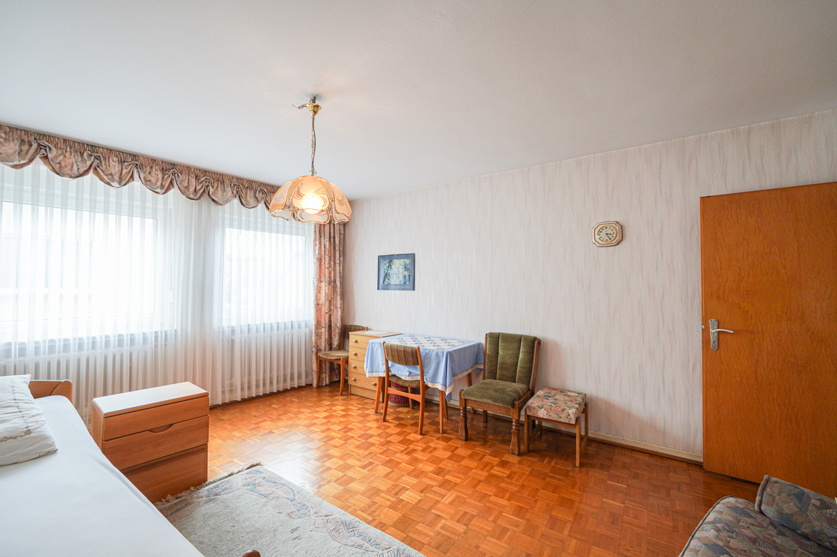 OG - Schlafzimmer 1