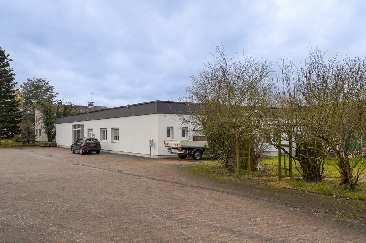 Gebäude Nordostansicht