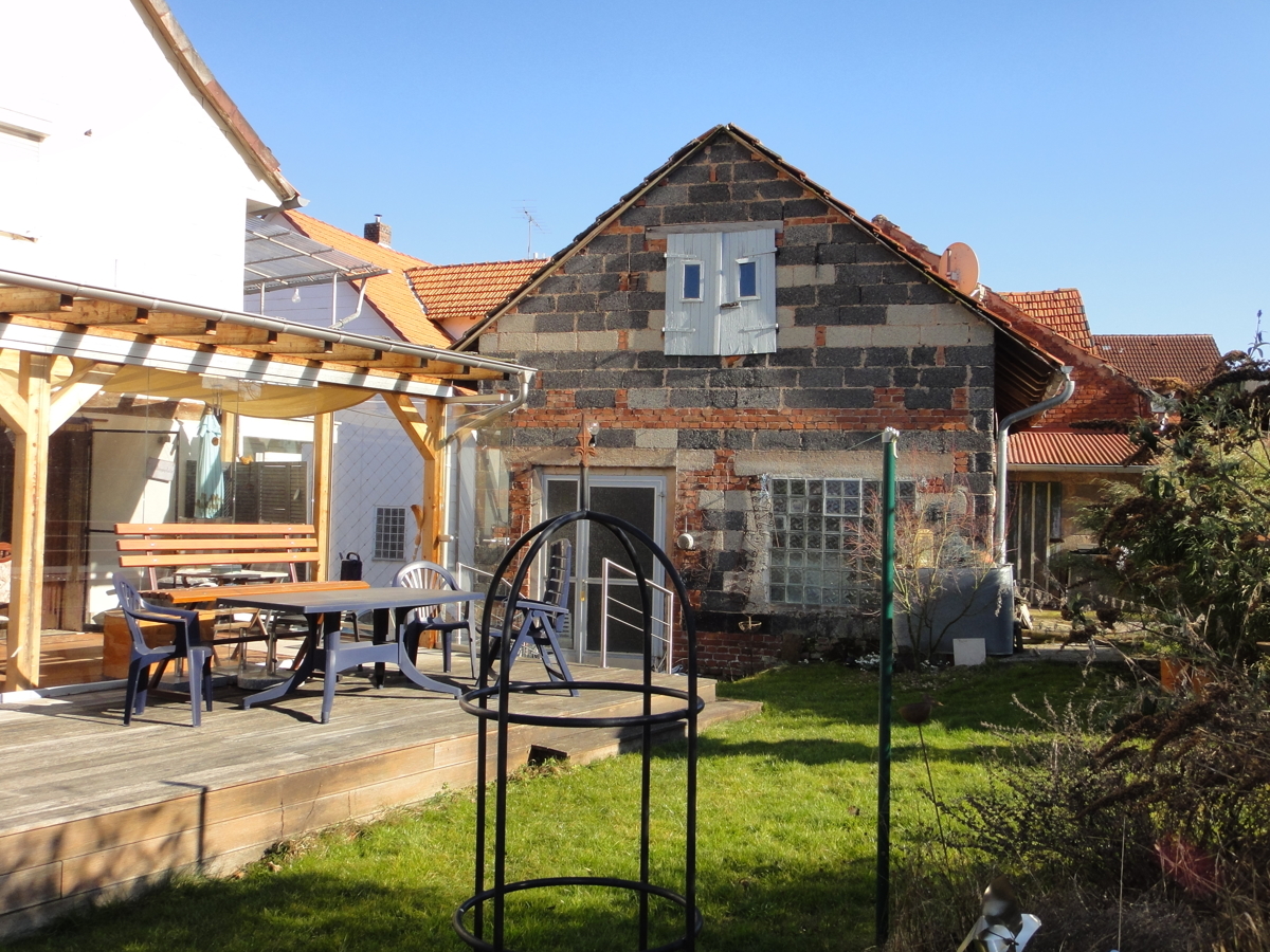 A Wintergarten ,Terrasse und Garten 