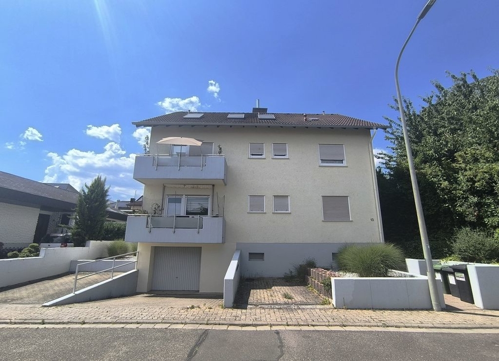 Straßenansicht