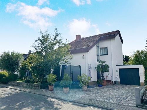 Außenaufnahme_wolkenlos.bearbeitet