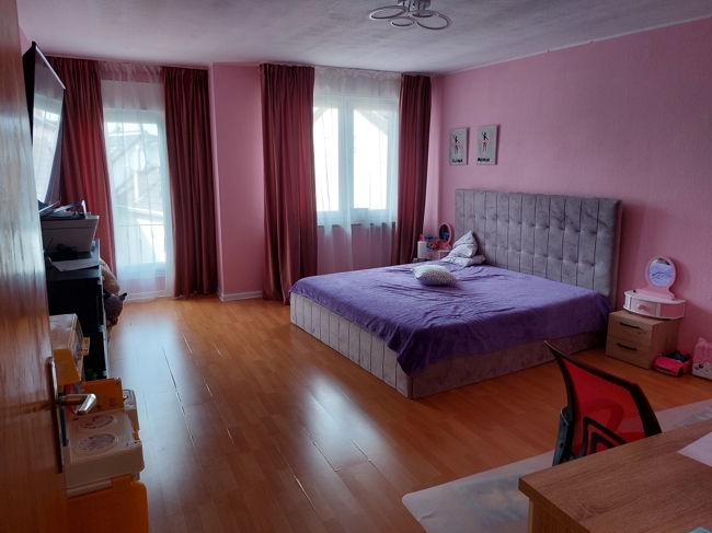 2.OG. Schlafzimmer