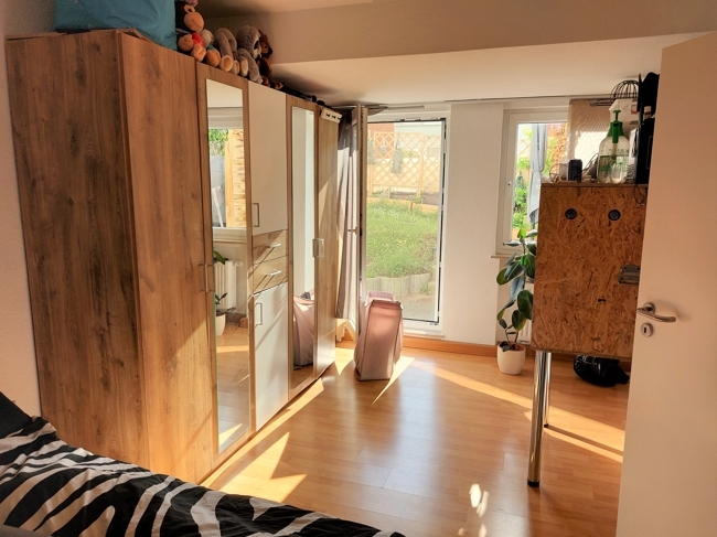 Schlafzimmer Ansicht 1