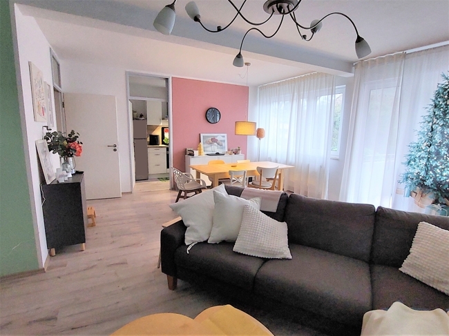 Wohnzimmer Ansicht 3