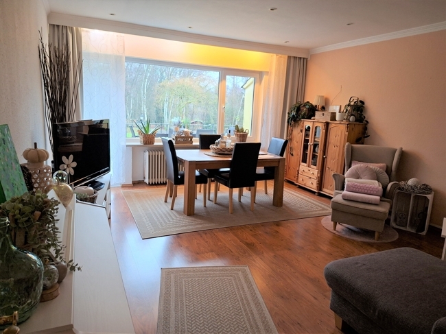 Wohnzimmer Ansicht 1