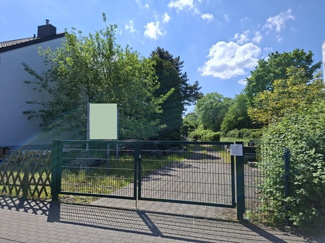 Grundstück