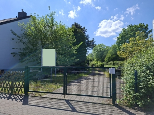 Grundstück