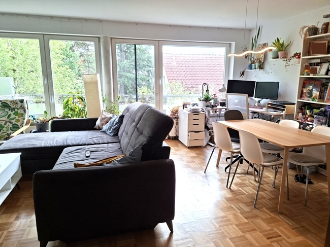 ^Wohnzimmer Ansicht 1