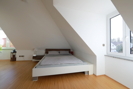 Schlafzimmer DG