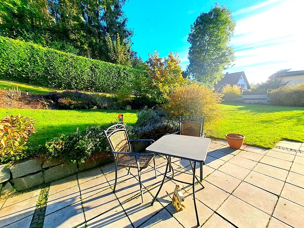 Sonnige Terrasse