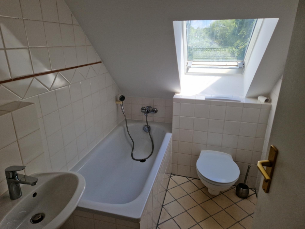 Badezimmer ( oben )