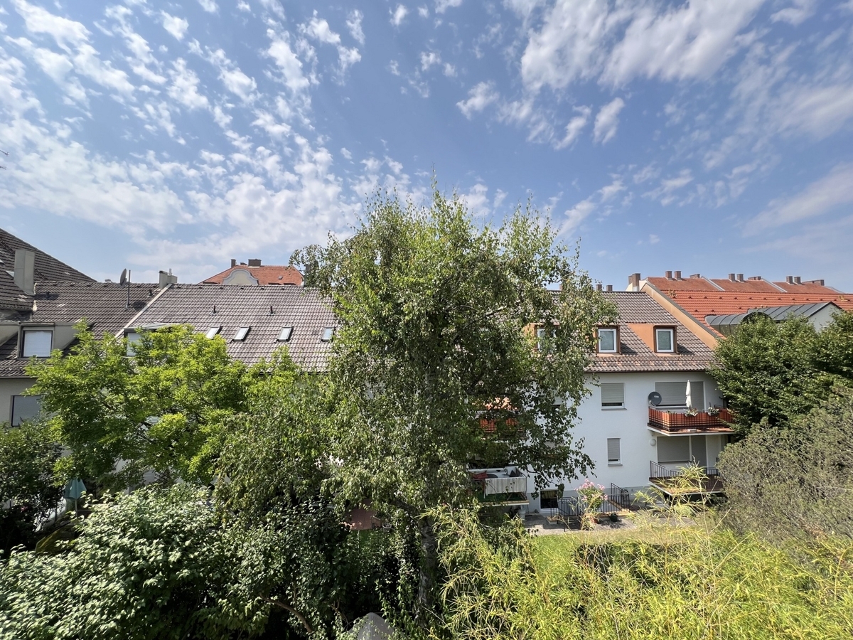 Blick in den grünen Innenhof