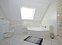 Großes taghelles Bad mit Eckwanne und Dusche - Öffnung der Veluxfenster elektronisch steuerbar
