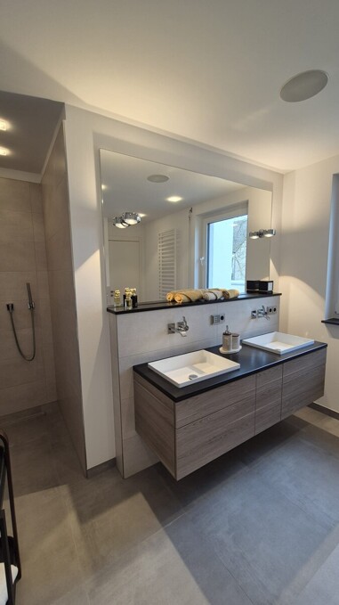 Badezimmer 1