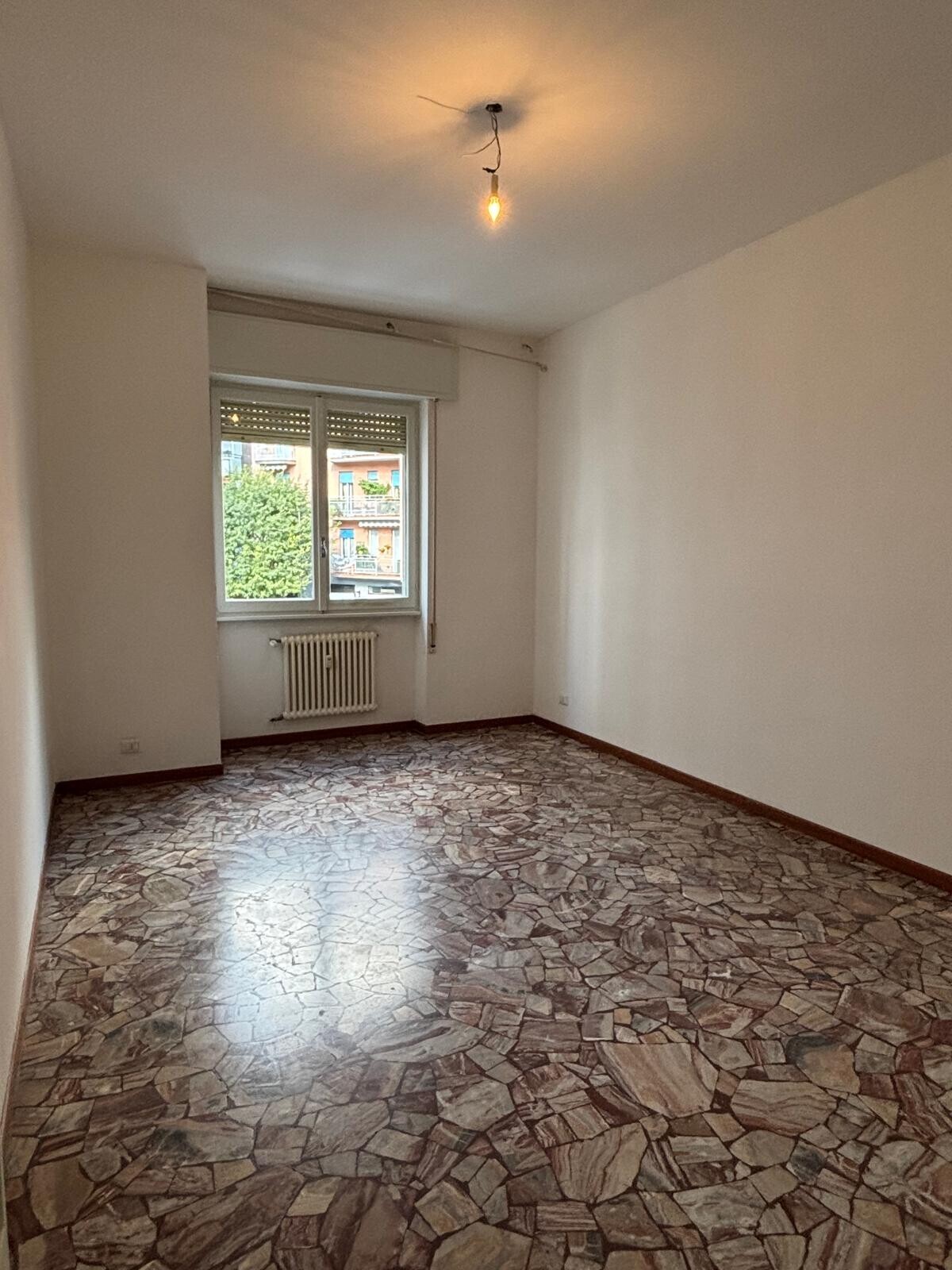 WhatsApp Image 2025-10-01 at 17.42.49 (1)