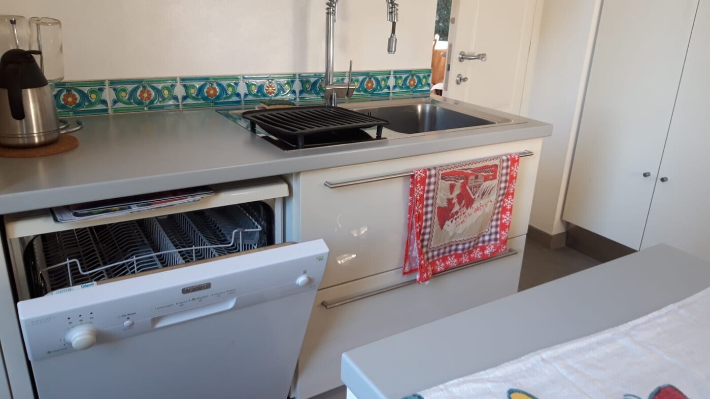 4c065904-8697-48ee-a25f-152d26ff2abe