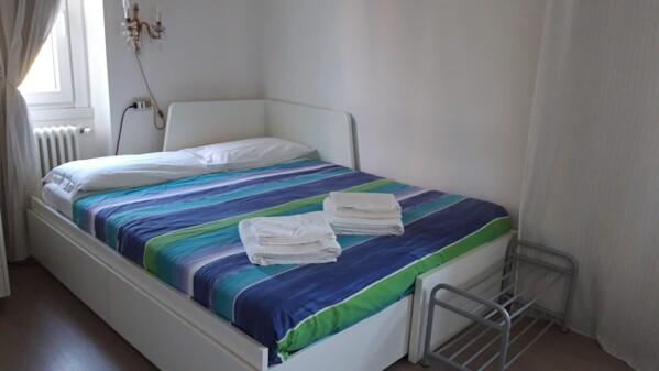 0008925-030543c2-af10-421d-bdb4-c800423484a7