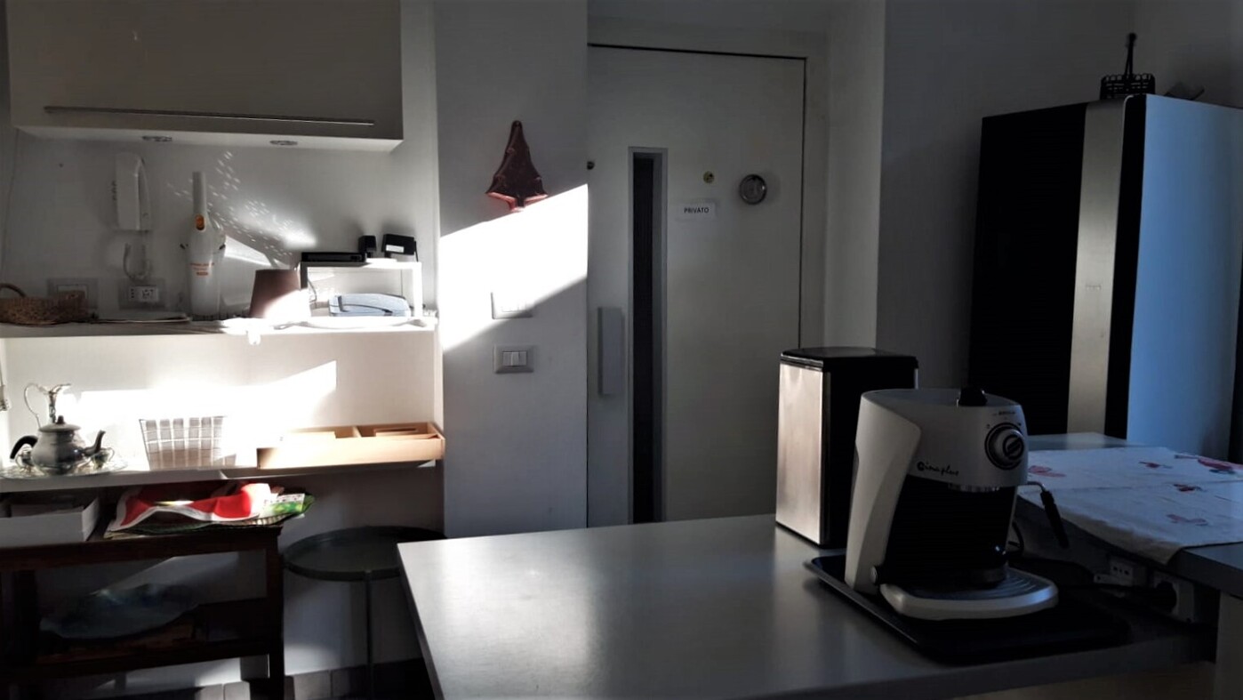 2afc33f2-db8f-4a4d-972d-89c086599e1a