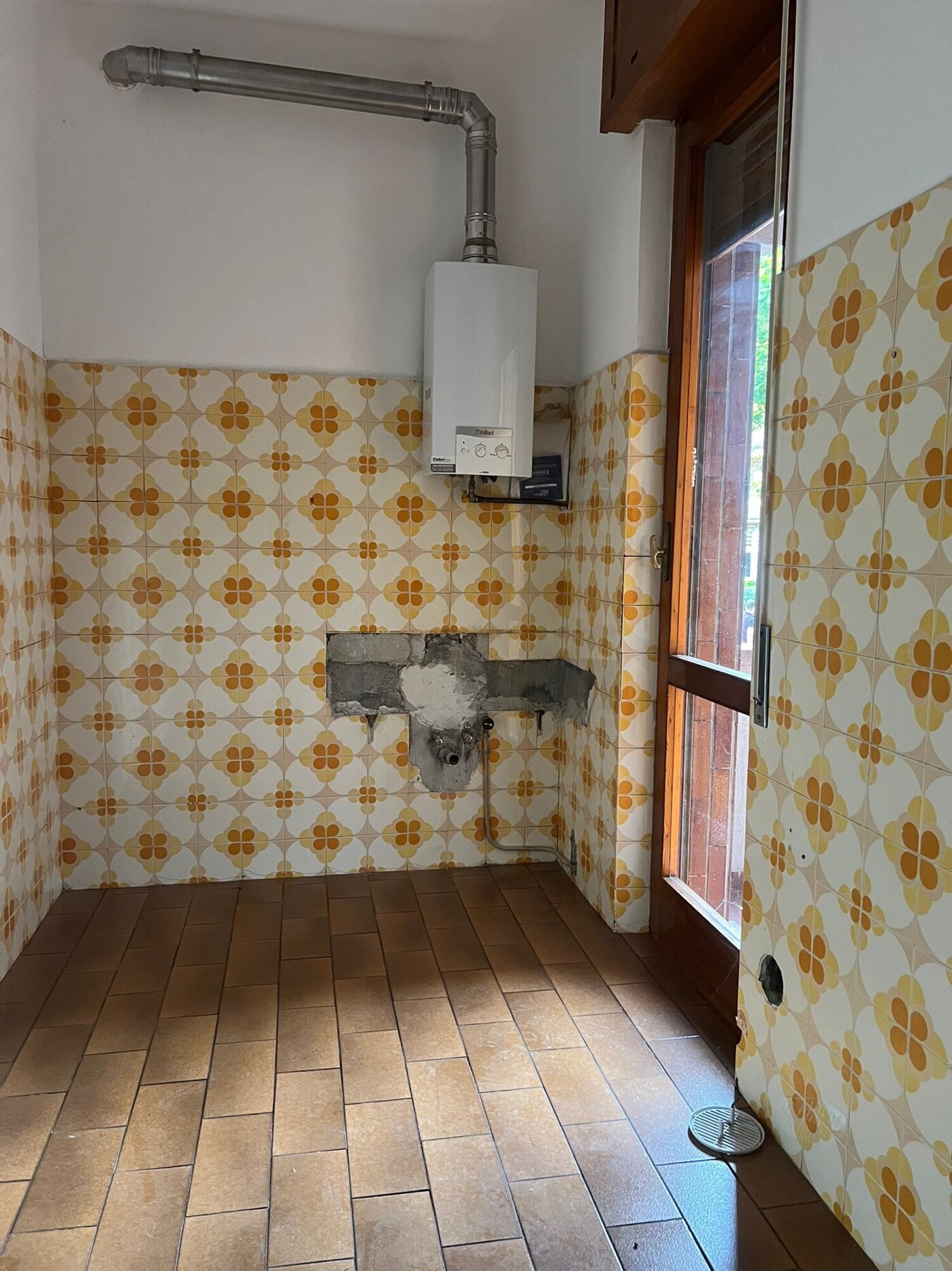 WhatsApp Image 2024-10-21 at 17.45.03 (1)