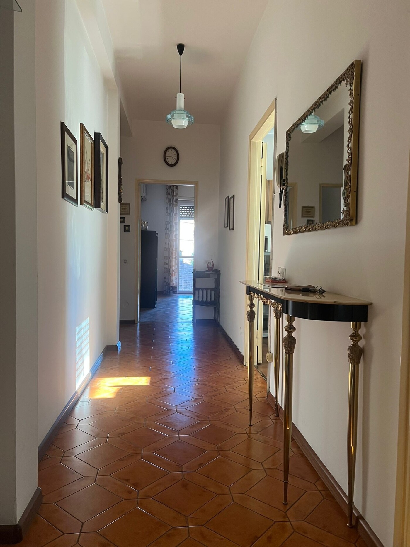 WhatsApp Image 2025-10-10 at 09.57.33 (4)