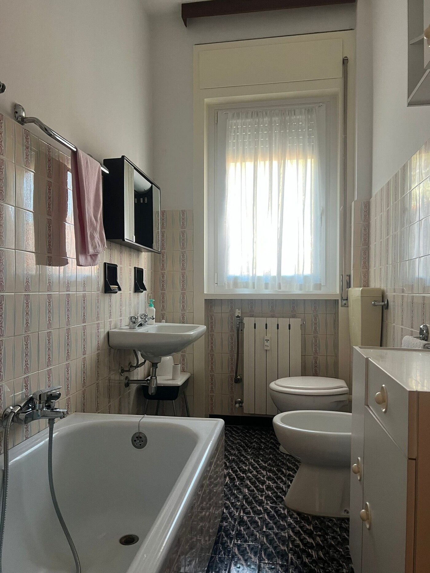 WhatsApp Image 2025-10-10 at 09.57.32