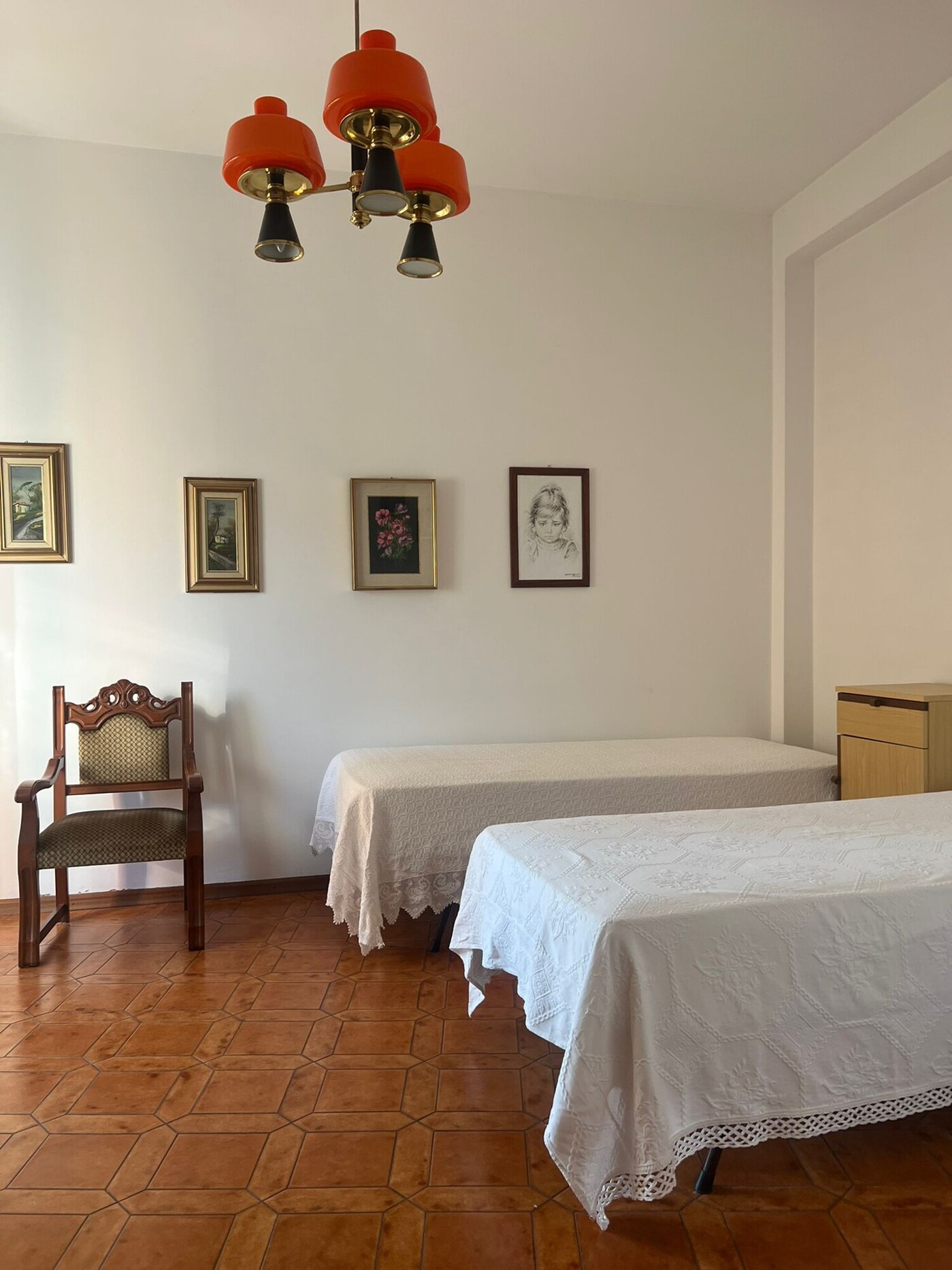 WhatsApp Image 2025-10-10 at 09.57.34 (2)