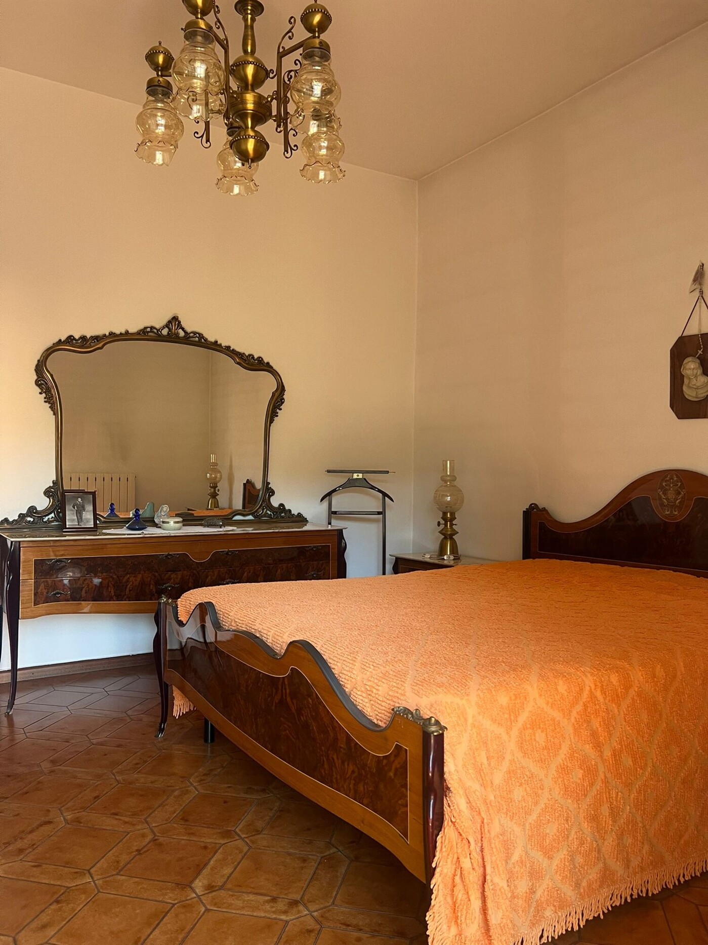 WhatsApp Image 2025-10-10 at 09.57.32 (1)