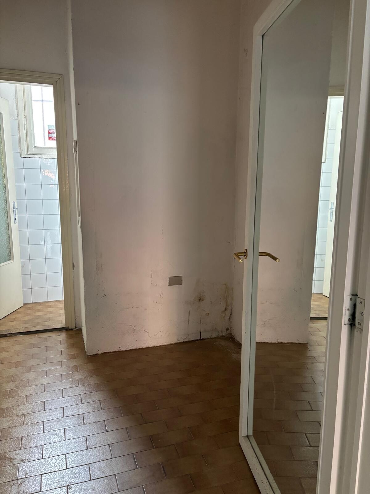 WhatsApp Image 2025-04-15 at 11.15.58 (9)