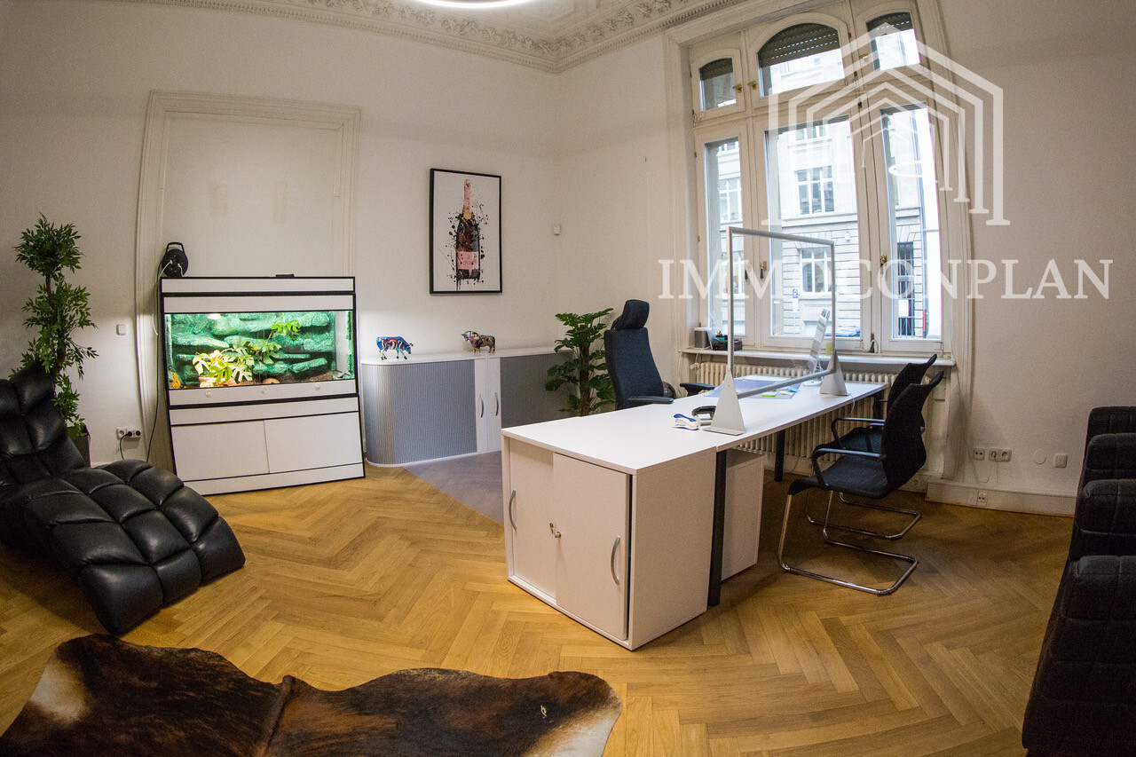 Büro Mittel