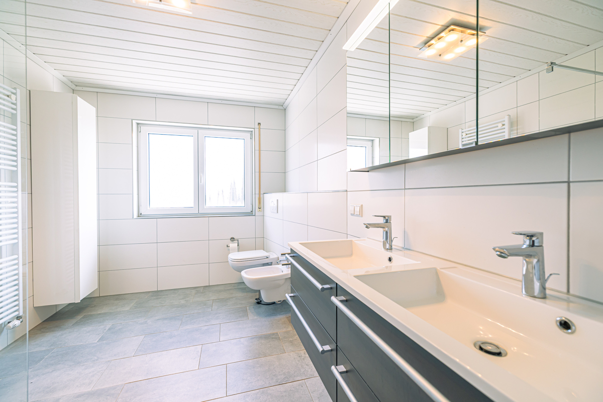 Badezimmer EG
