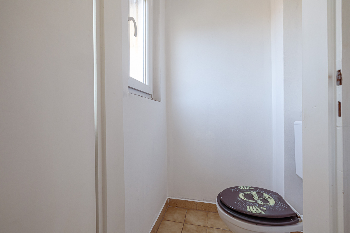 Separates WC OG