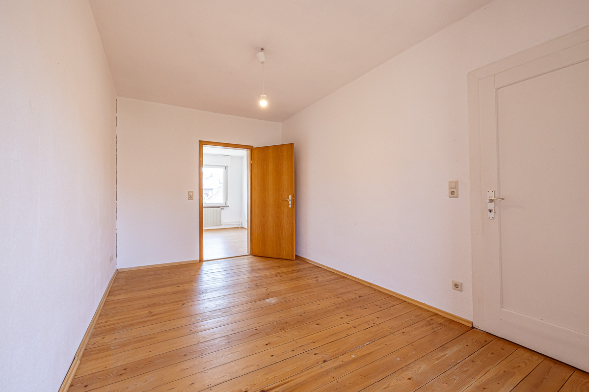 Zimmer 2 OG