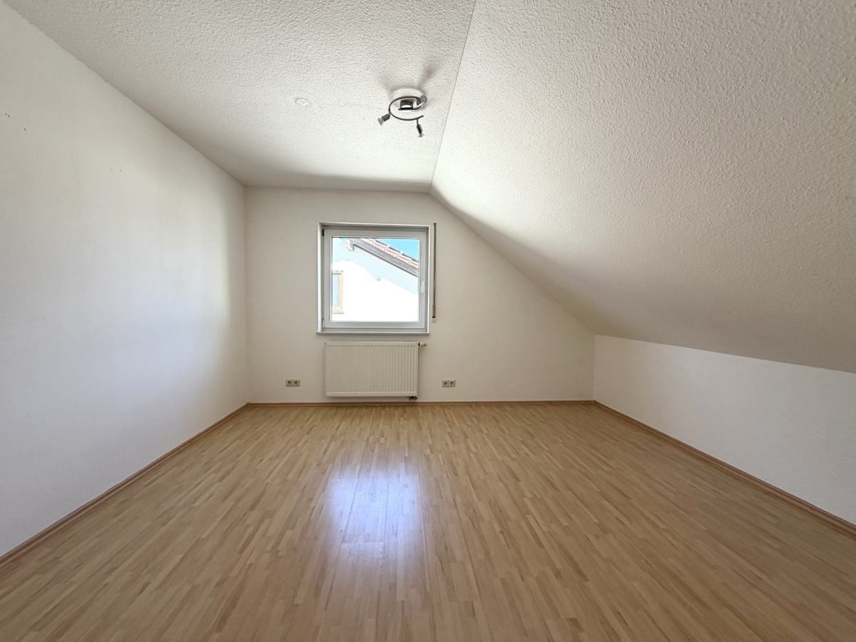 Büro / Kinderzimmer