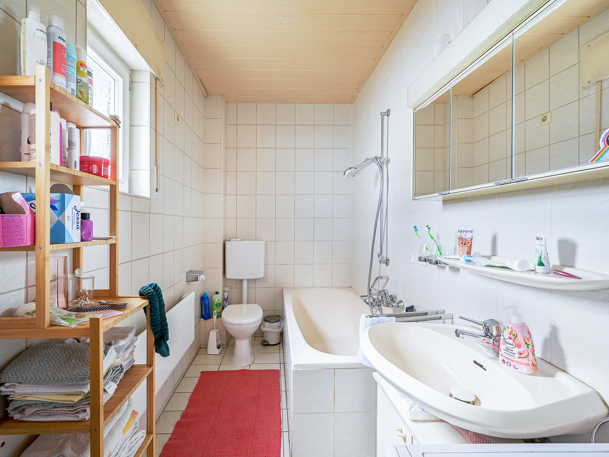 Badezimmer EG