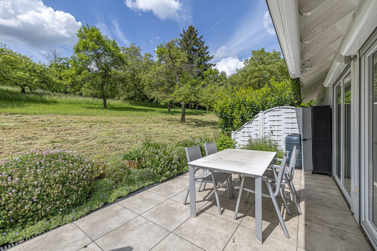 Terrasse mit Blick ins Grüne